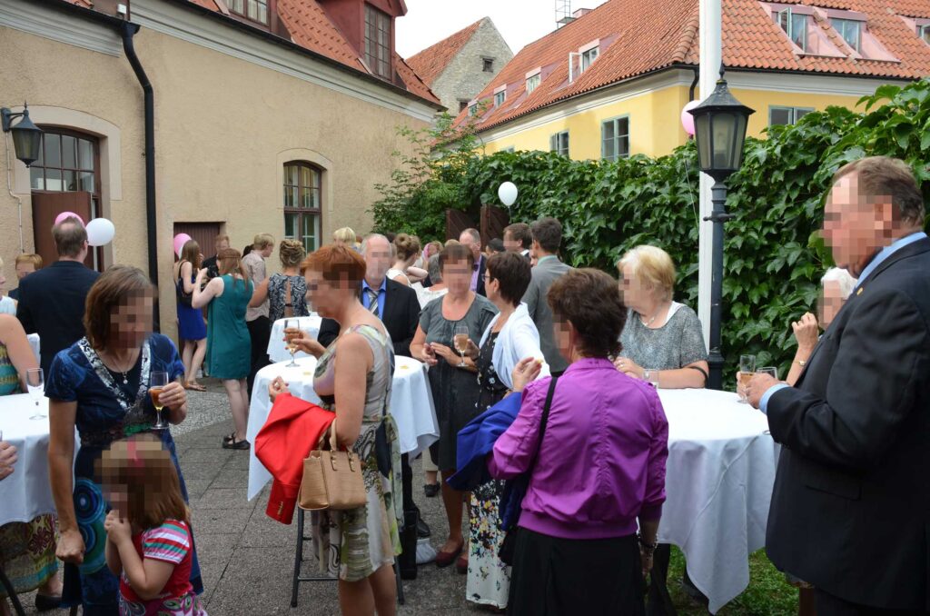 bakgard-pixlad Innergård med plats för ca 50 personer